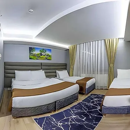 Hotel Dem Airport
