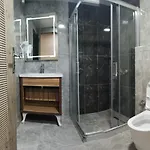 Dem Airport Отель 4*