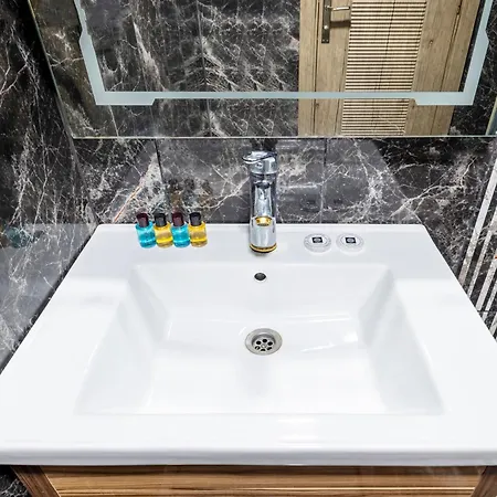 Dem Airport 4* Istanbul