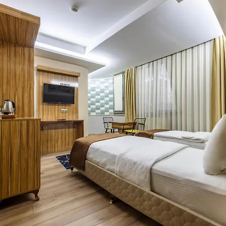 Dem Airport Hotel